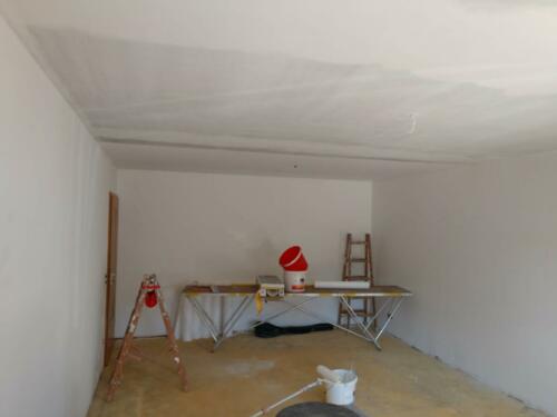 Decke tapezieren